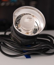 Profoto flash head (600 w/s